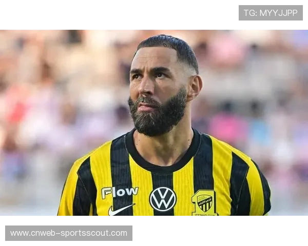 本泽马加盟利雅得新月，吉达联合零薪水合约导致离队